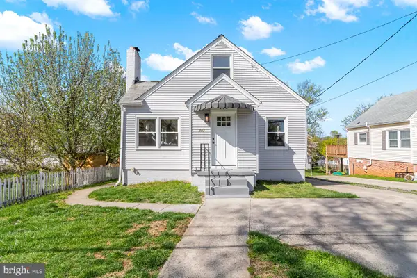 203 Montgomery Ave, MOUNT AIRY, MD 21771
