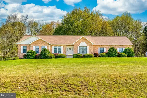 1570 Wood Villa Dr, WESTMINSTER, MD 21157