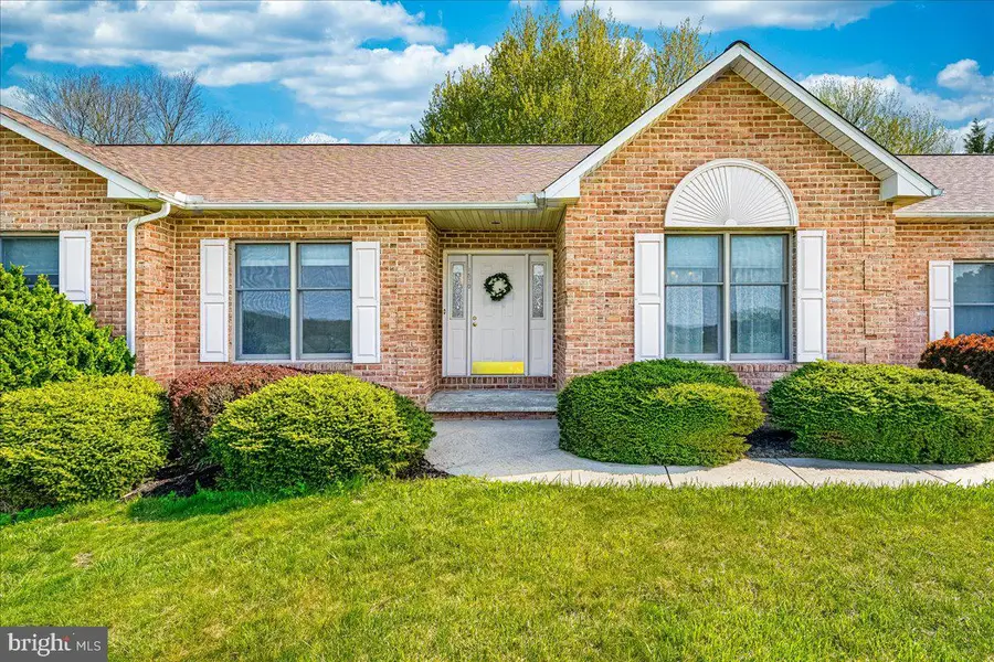 1570 Wood Villa Dr, Westminster, MD 21157 - #2