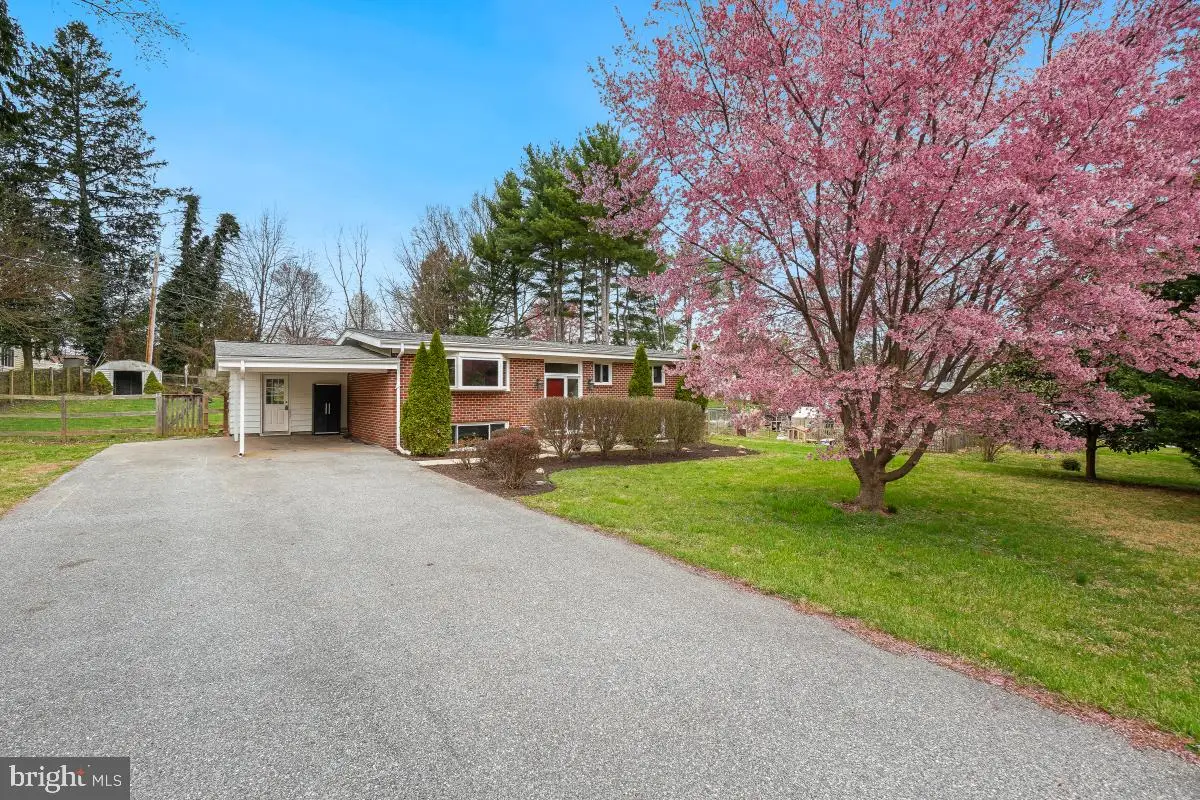 6212 Long Meadow Dr, Sykesville, MD 21784 - #1