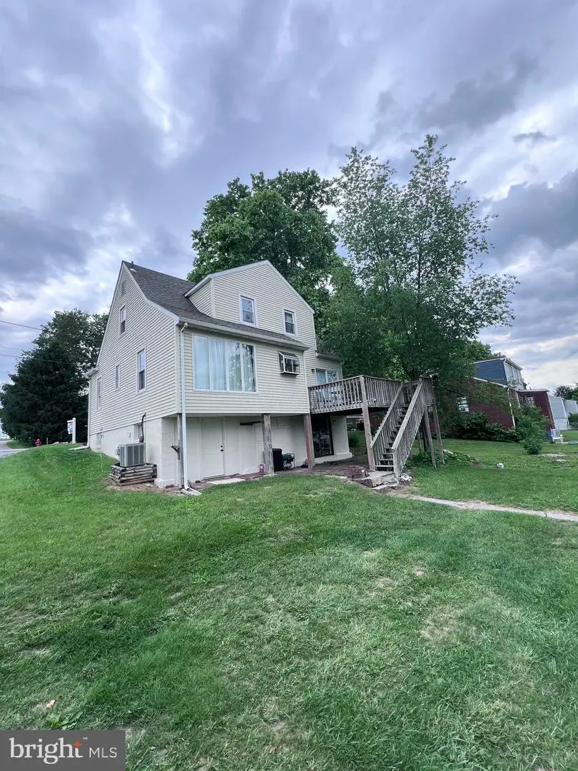 33 Milton Ave, Westminster, MD 21157 - #2