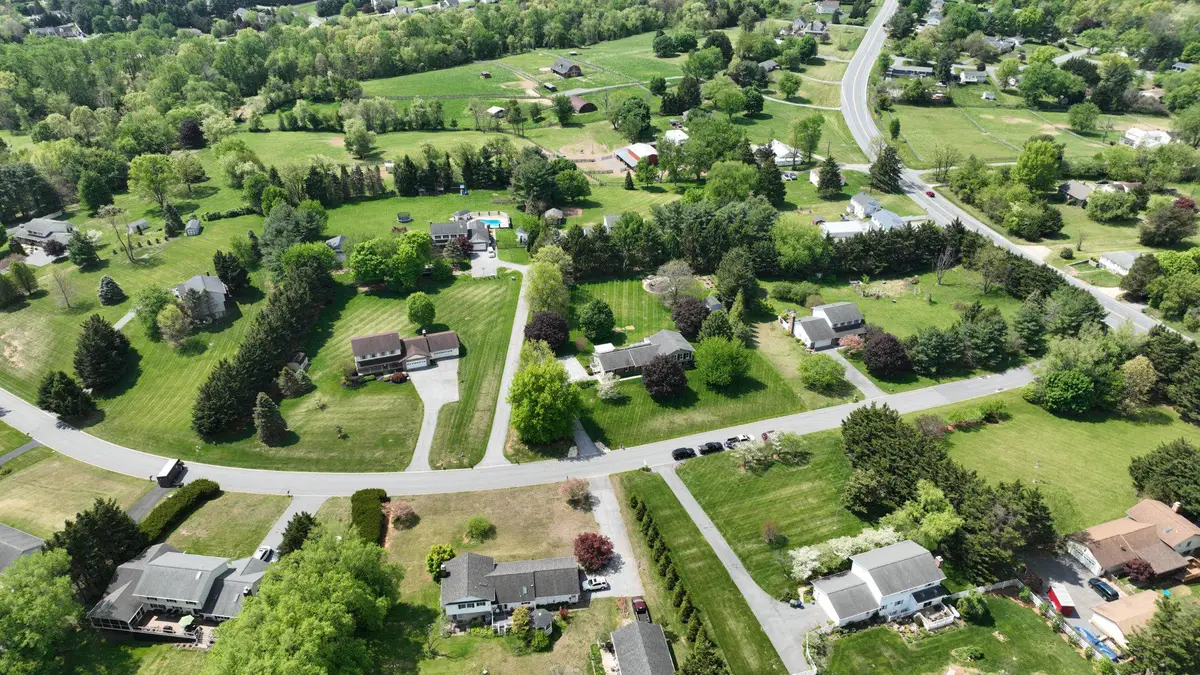 2655 Gilbert Rd, Mount Airy, MD 21771 - #1