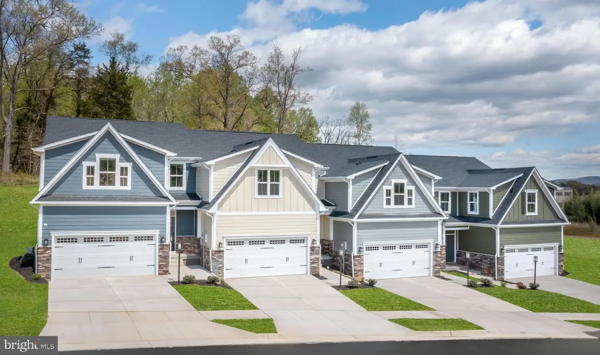 5195 Helton Dr, Sykesville, MD 21784 - #1