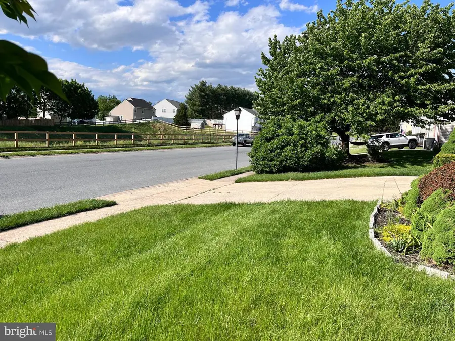 11 Bancroft St, Taneytown, MD 21787 - #3