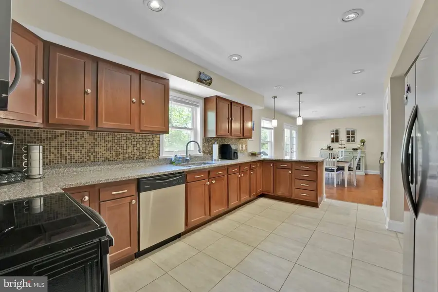 423 London Ct, Westminster, MD 21157 - #3