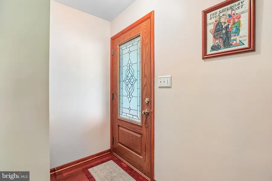 1107 King Arthur Ct, Sykesville, MD 21784 - #2