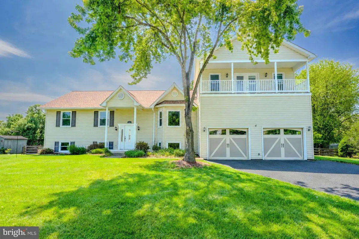 902 Clauser Ct, New Windsor, MD 21776 - #1