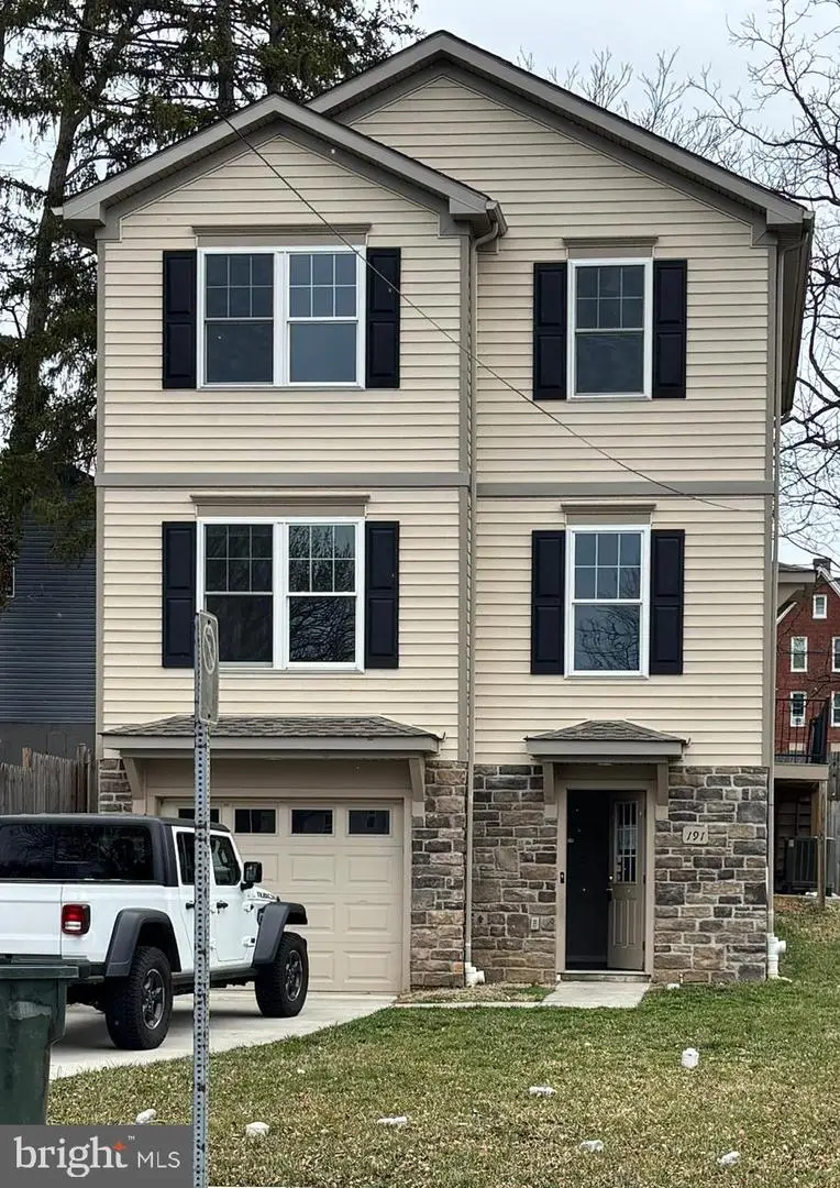 191 E George St, Westminster, MD 21157 - #1