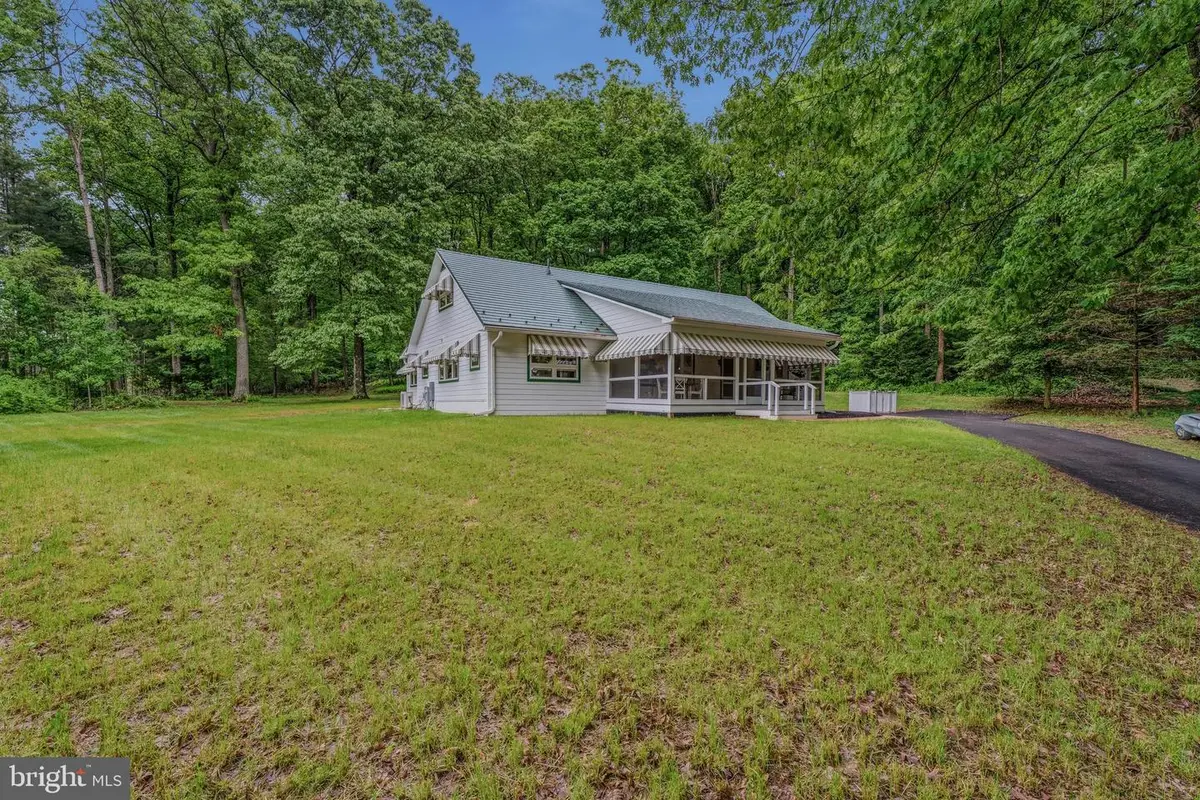 2425 Albert Rill Rd, Hampstead, MD 21074 - #1