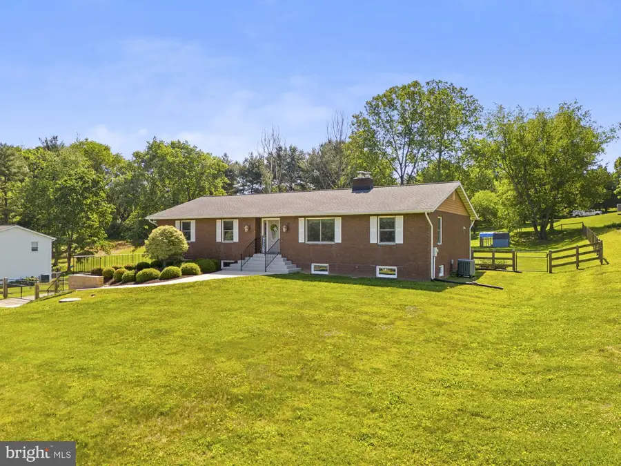 5701 French Ave, Sykesville, MD 21784 - #2