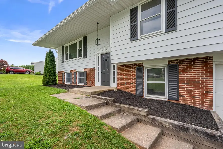 6414 Bonnie Brae Rd, Sykesville, MD 21784 - #3