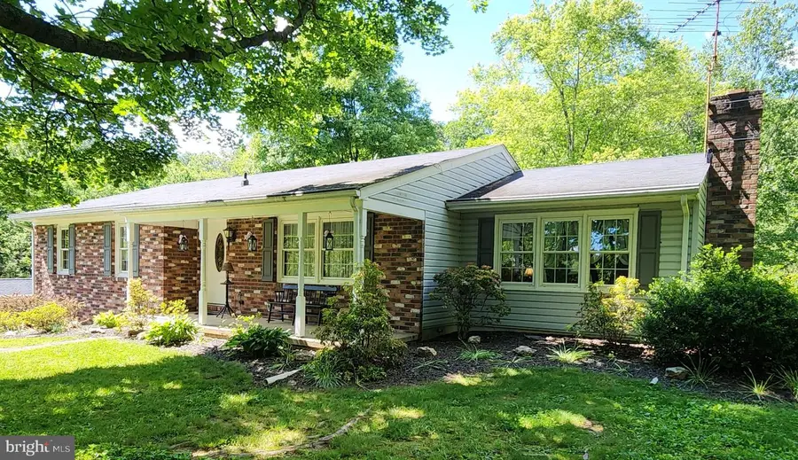 2934 Kump Station Rd, Taneytown, MD 21787 - #2