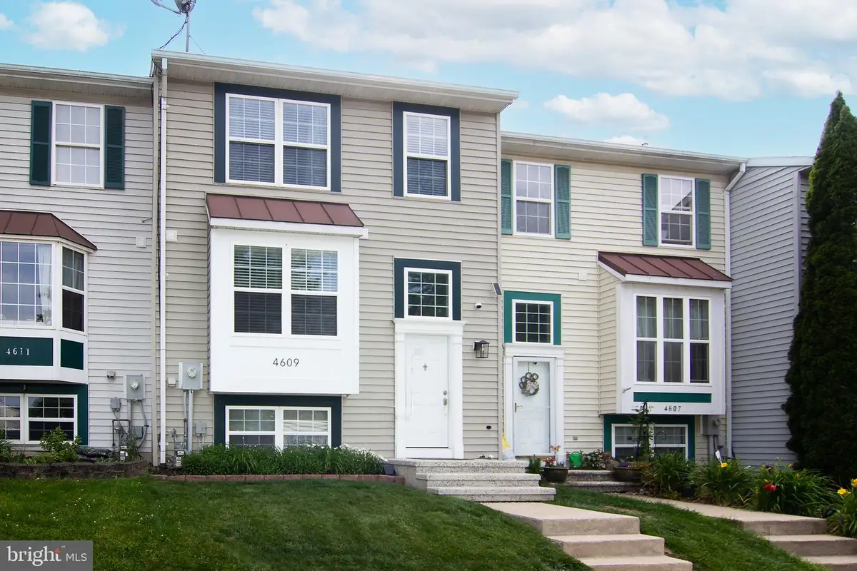 4609 Marksman Ct, Hampstead, MD 21074 - #1