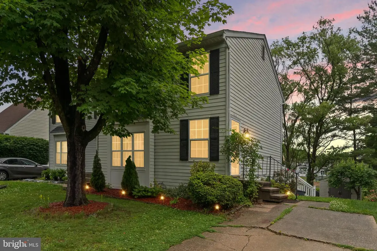 1012 Balsam Ln, Sykesville, MD 21784 - #1