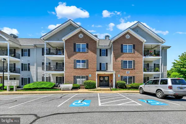 6518 Ridenour Way E #1c, SYKESVILLE, MD 21784