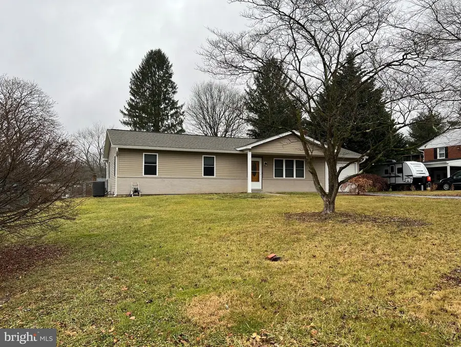 810 Wisteria Dr, Westminster, MD 21157 - #3