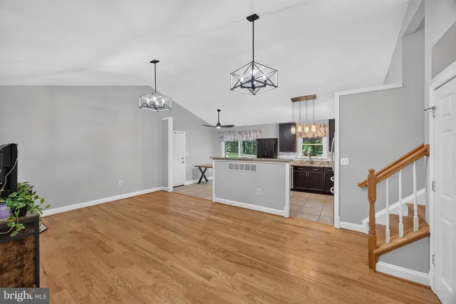 4265 Home Dale Rd, Sykesville, MD 21784 - #2
