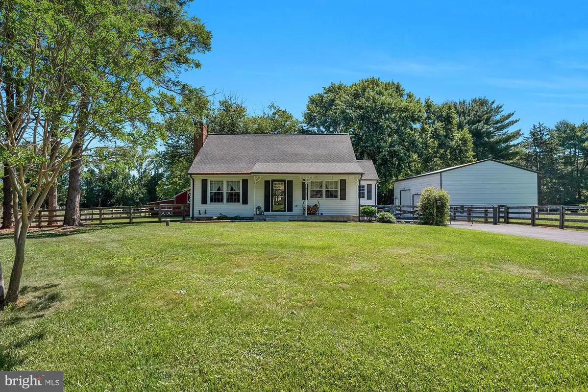 932 Bear Branch Rd, Westminster, MD 21157 - #1