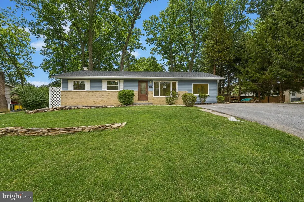 5806 Miriam Dr, Sykesville, MD 21784 - #1