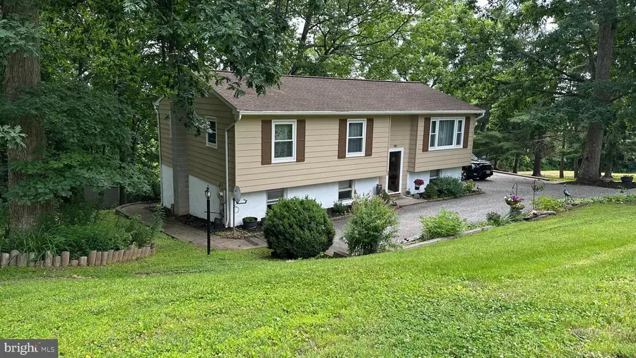 1521 Amalfi Dr, Westminster, MD 21157 - #3