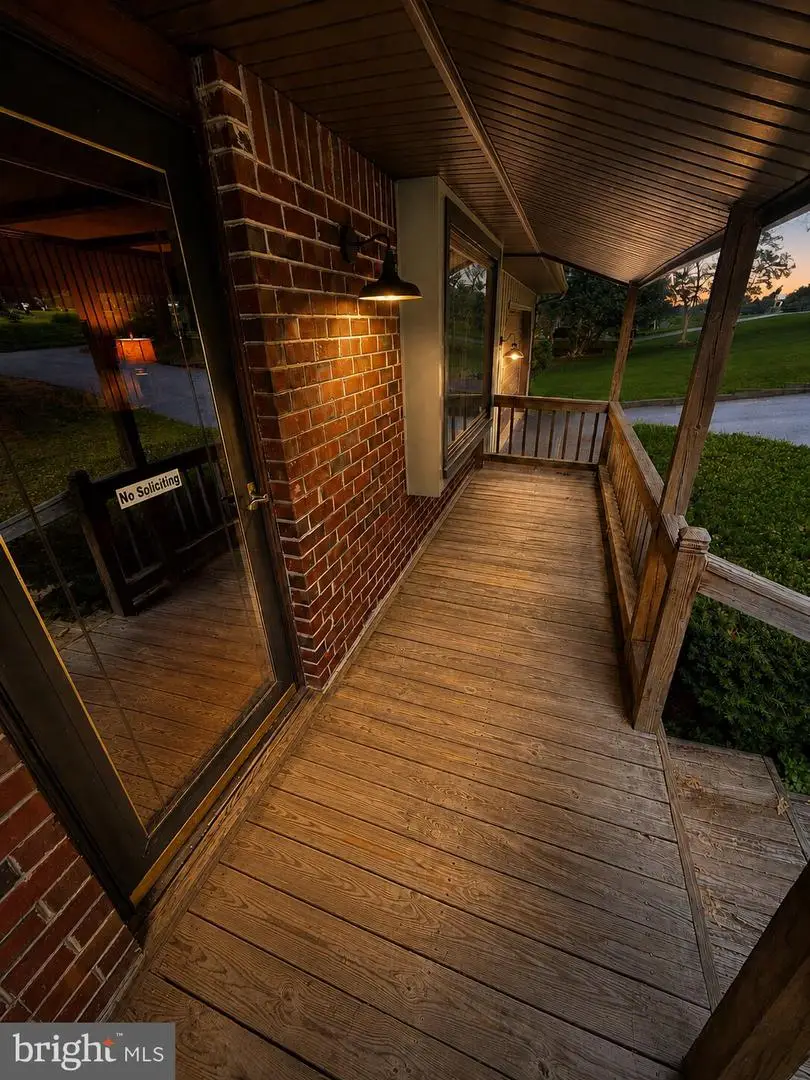 3702 Diane Ave, Hampstead, MD 21074 - #3