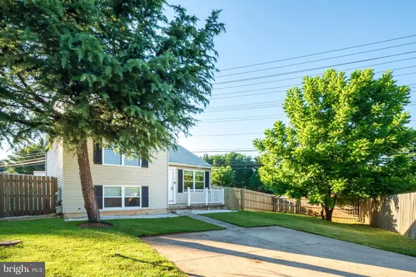 1003 Berkley Dr, SYKESVILLE, MD 21784