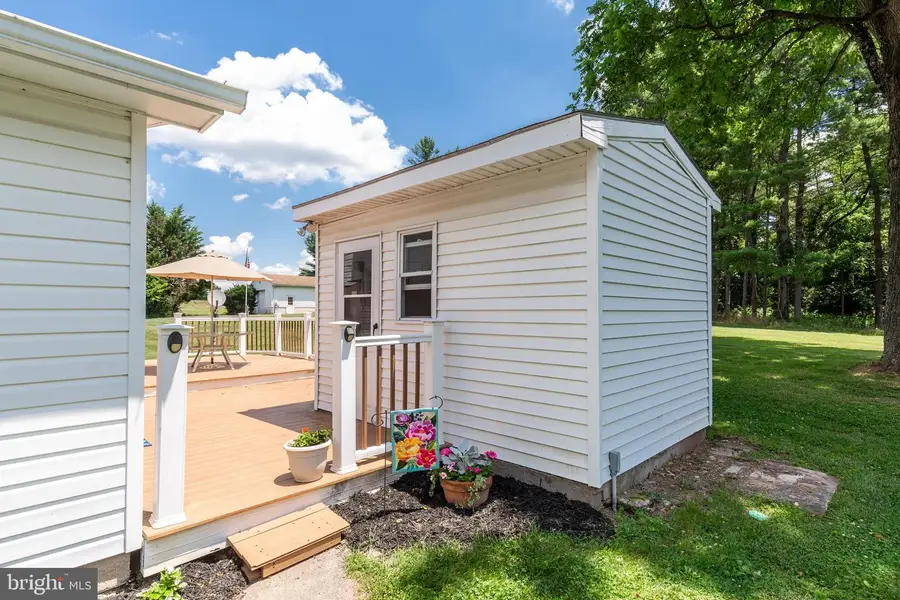 3831 Walnut Grove Rd, Taneytown, MD 21787 - #3