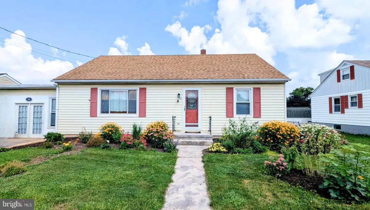 48 Fairground Ave, Taneytown, MD 21787 - #1