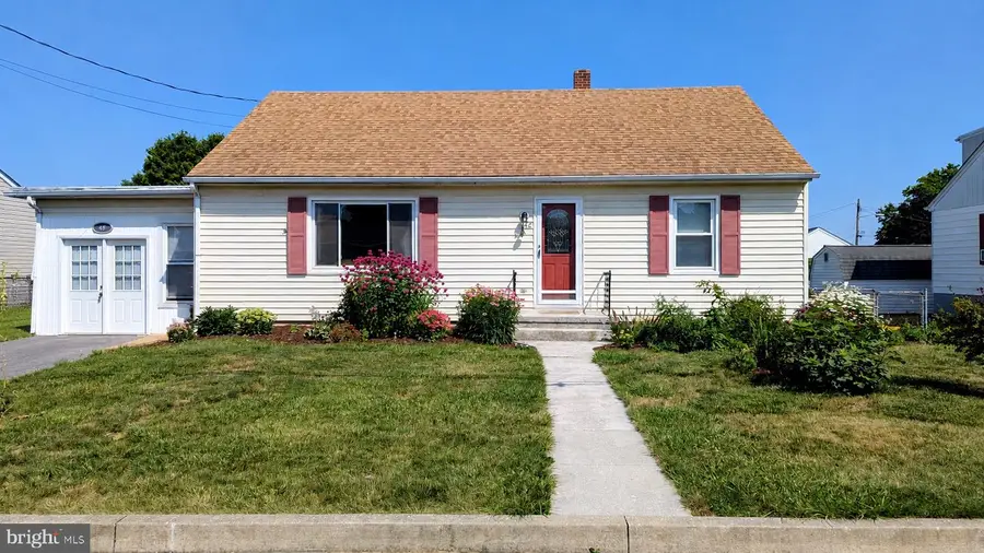 48 Fairground Ave, Taneytown, MD 21787 - #2