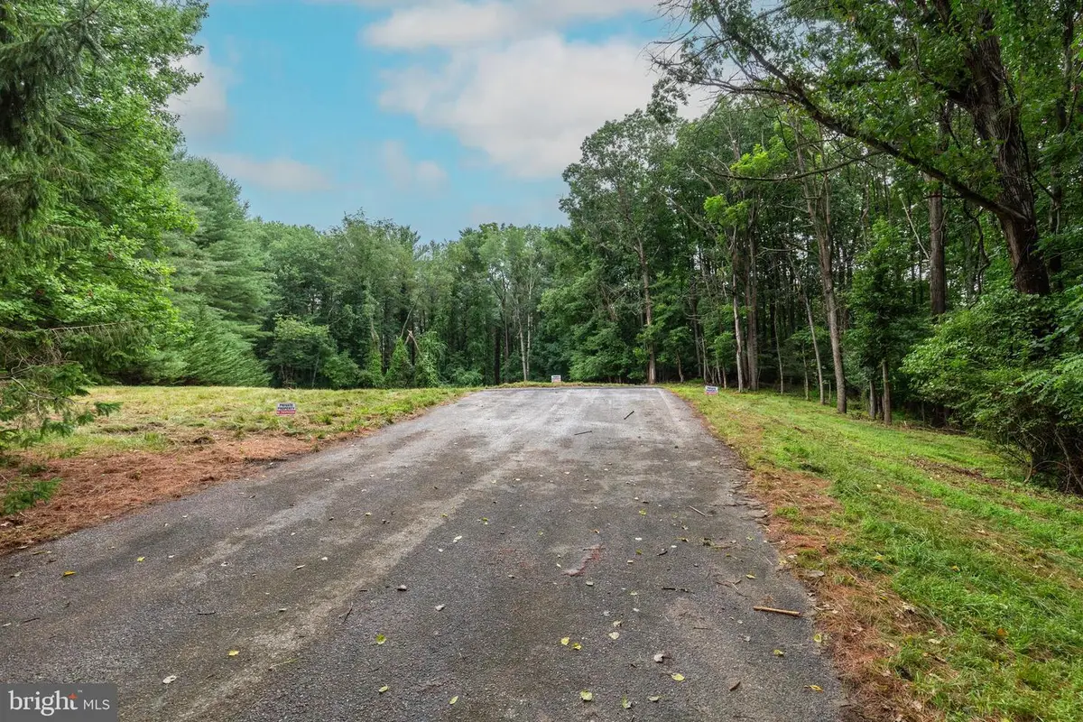 5416 Mineral Hill Rd, Sykesville, MD 21784 - #1