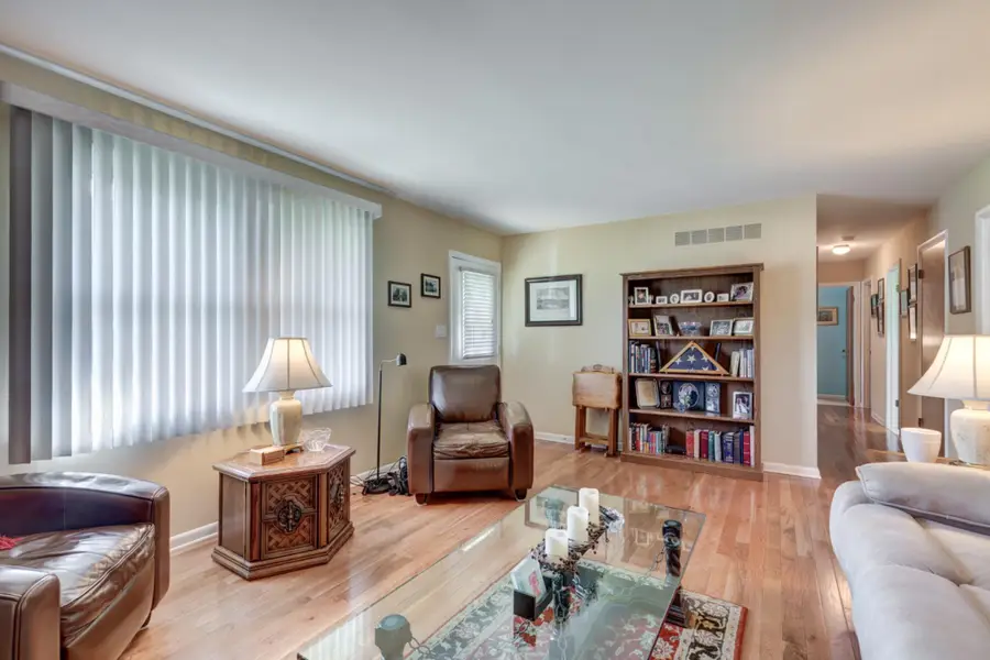2717 Lawndale Rd, Finksburg, MD 21048 - #3