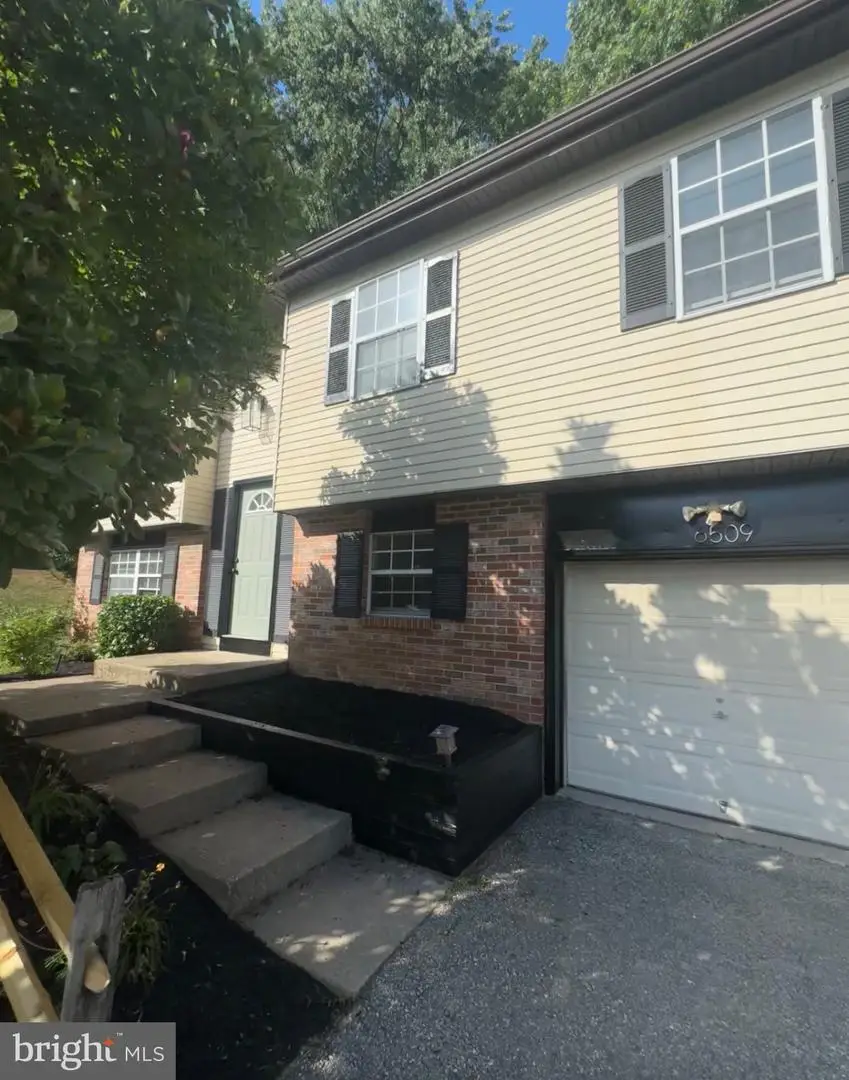 6509 W Hemlock Dr, Sykesville, MD 21784 - #1