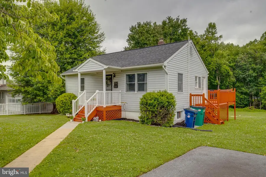 2552 Arthur Ave, Sykesville, MD 21784 - #3