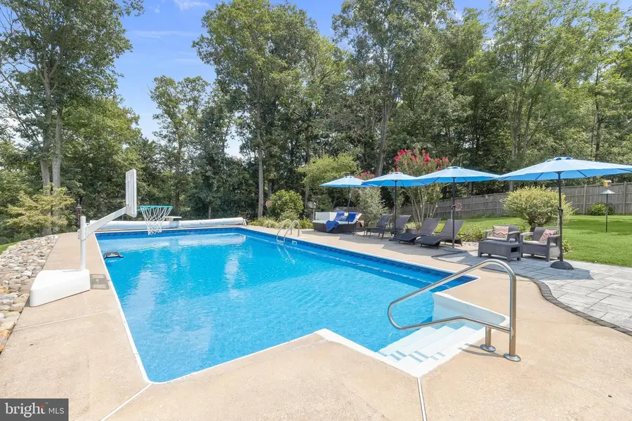 2712 Overview Rd, Hampstead, MD 21074 - #2
