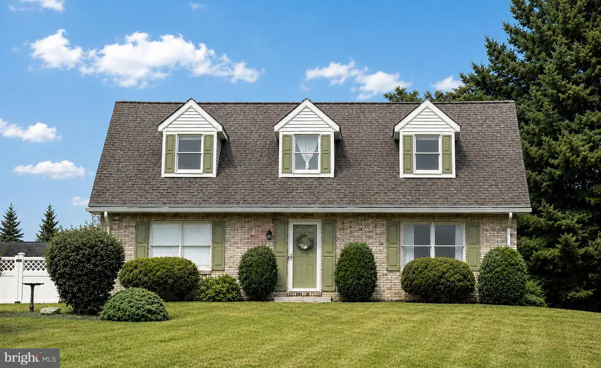 2216 Ridgemont Dr, Finksburg, MD 21048 - #1