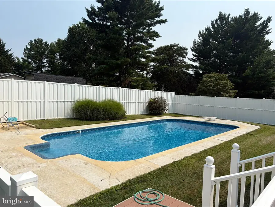 2215 Cherokee Dr, Westminster, MD 21157 - #3