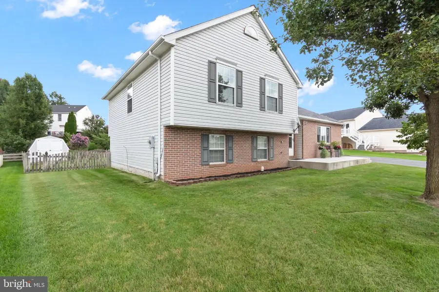 102 Kenan St, Taneytown, MD 21787 - #3