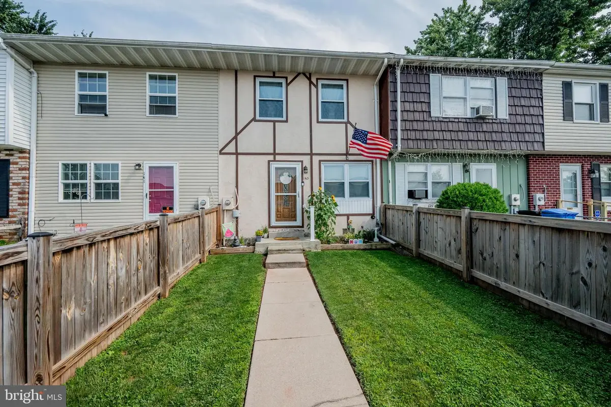 143 Grand Dr, Taneytown, MD 21787 - #1