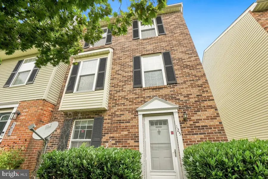 125 N Towne Ct, Mount Airy, MD 21771 - #2