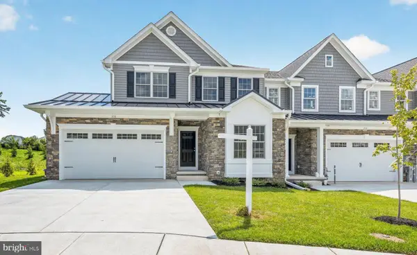 1715 Botanical Ct #8, SYKESVILLE, MD 21784