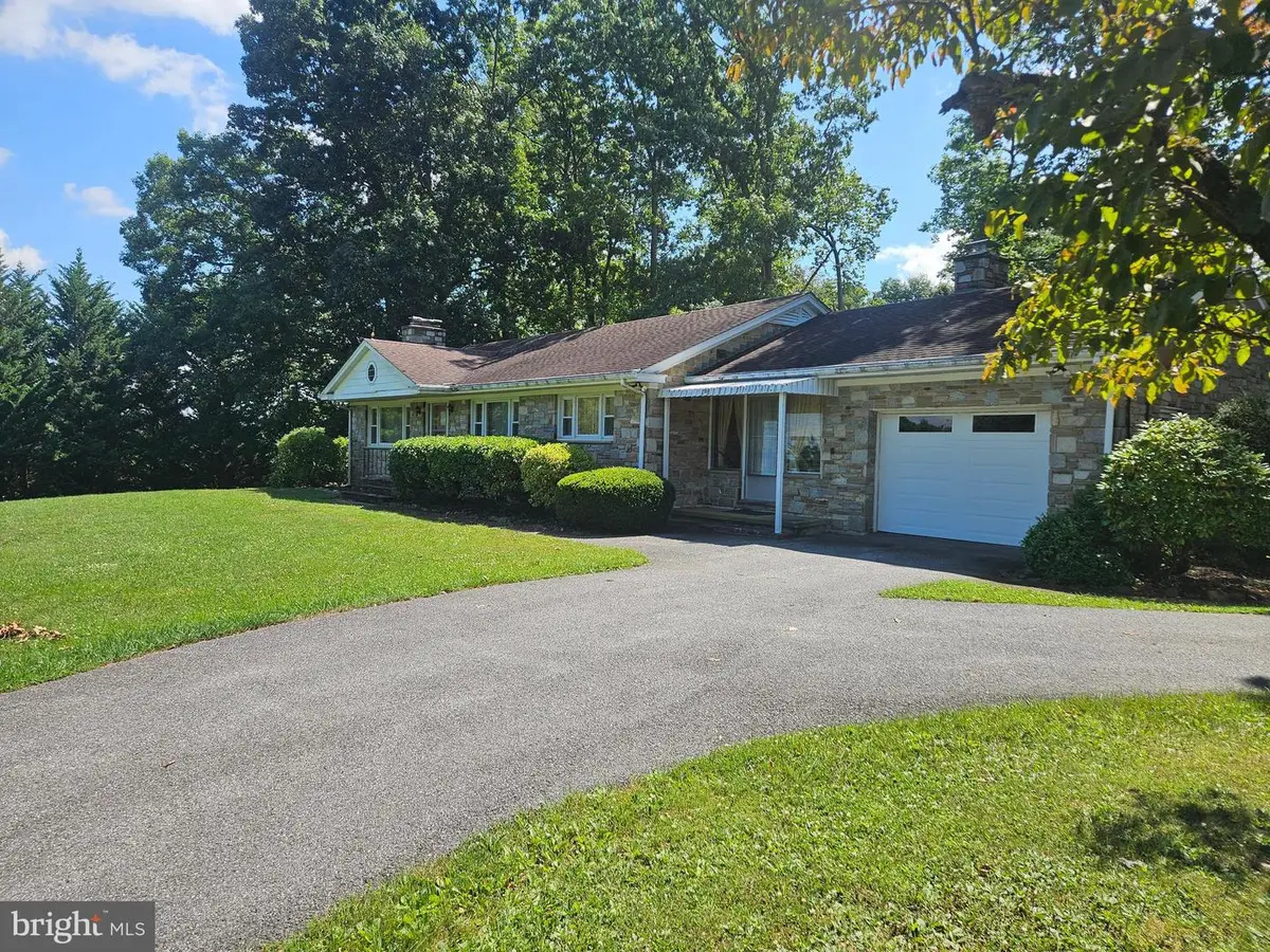 2933 Hampstead Mexico Rd, Hampstead, MD 21074 - #1