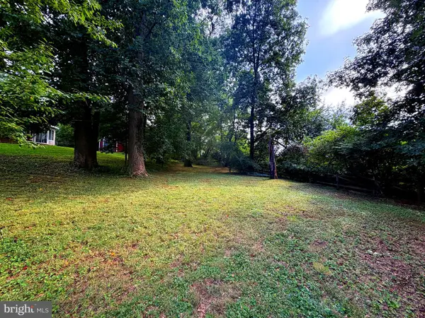 Smith Ave, WESTMINSTER, MD 21157