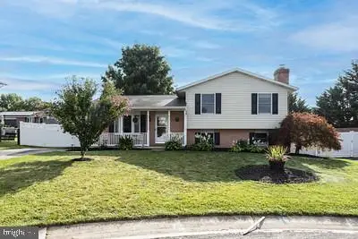 55 Bonfire Ct, WESTMINSTER, MD 21157