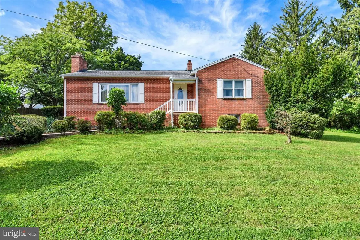 200 Bezold Ave, Westminster, MD 21157 - #1