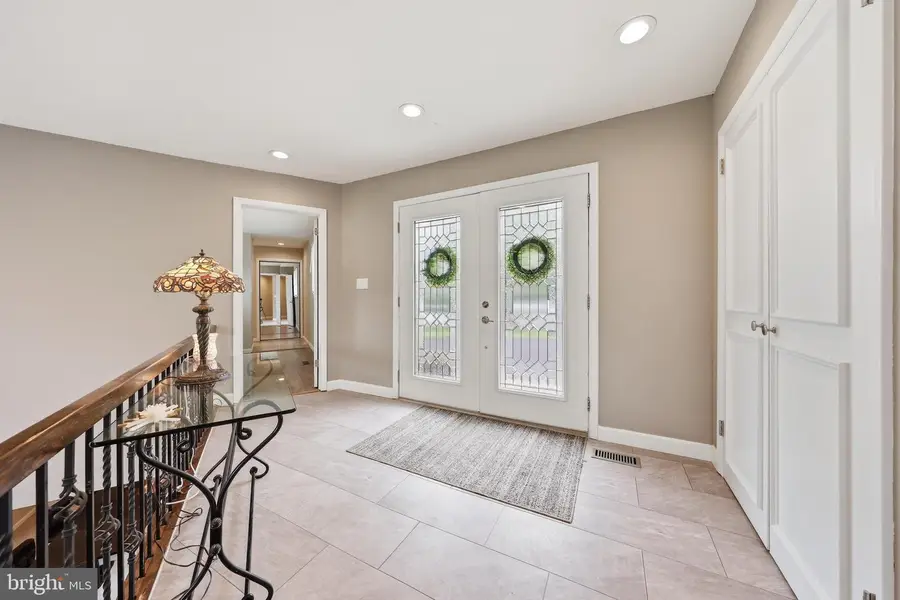 712 Winchester Dr, Westminster, MD 21157 - #3