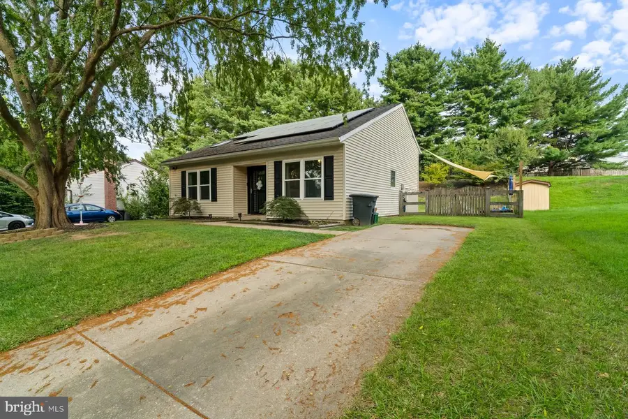 225 Stacy Lee Dr, Westminster, MD 21158 - #3