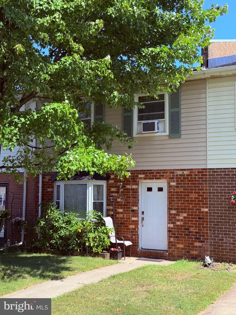 10 Hillside Ct, Westminster, MD 21157 - #2