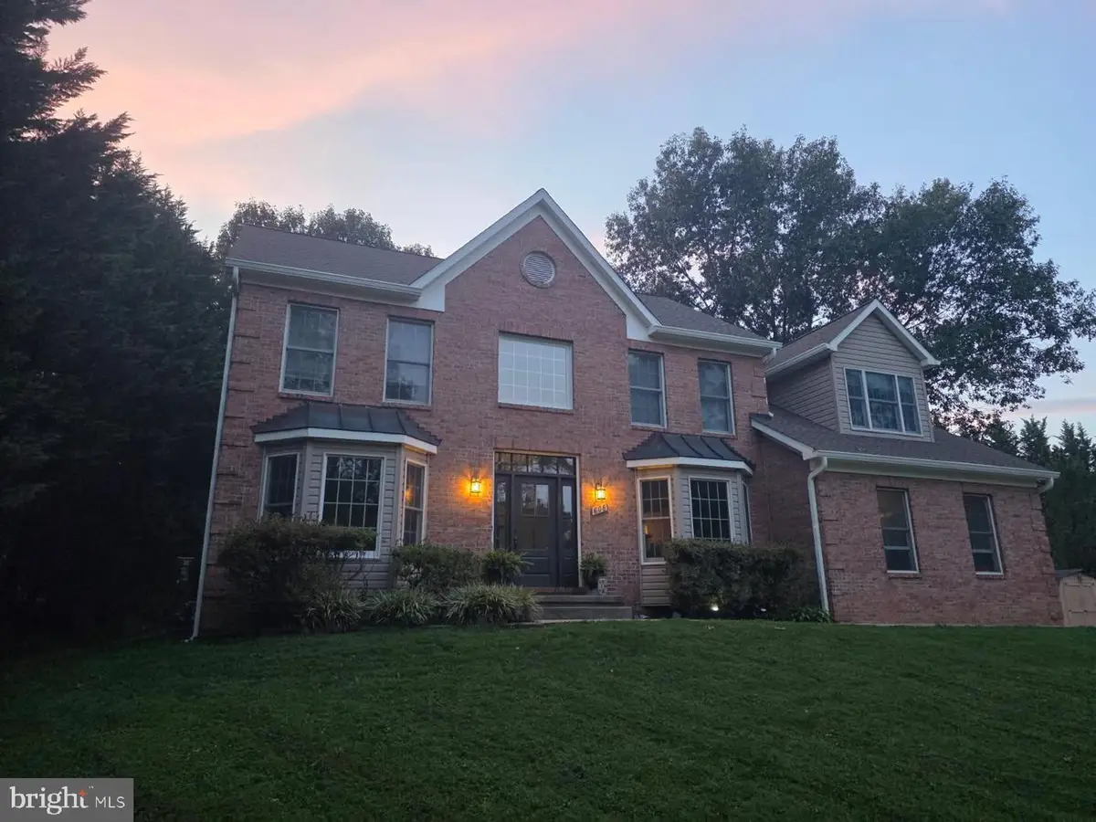 608 Hoods Mill Rd, Woodbine, MD 21797 - #1