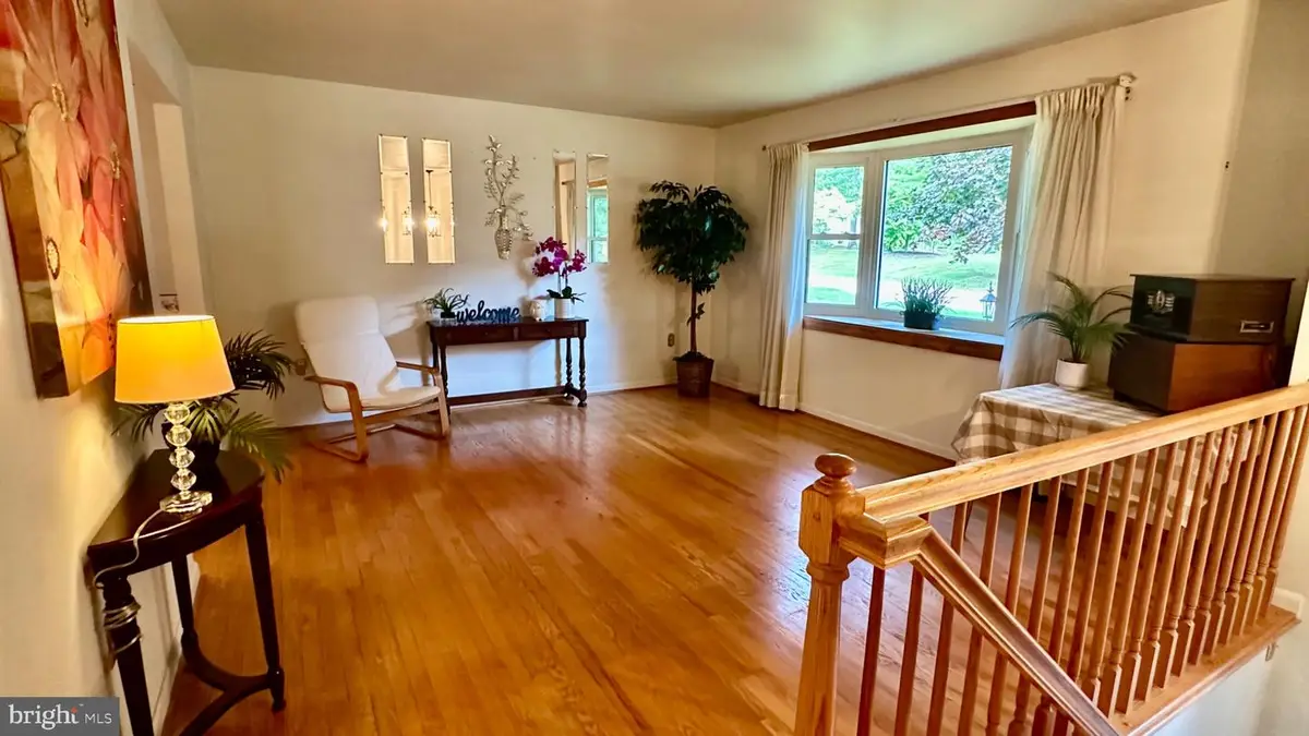 1508 Carriage Hill Dr, Westminster, MD 21157 - #1
