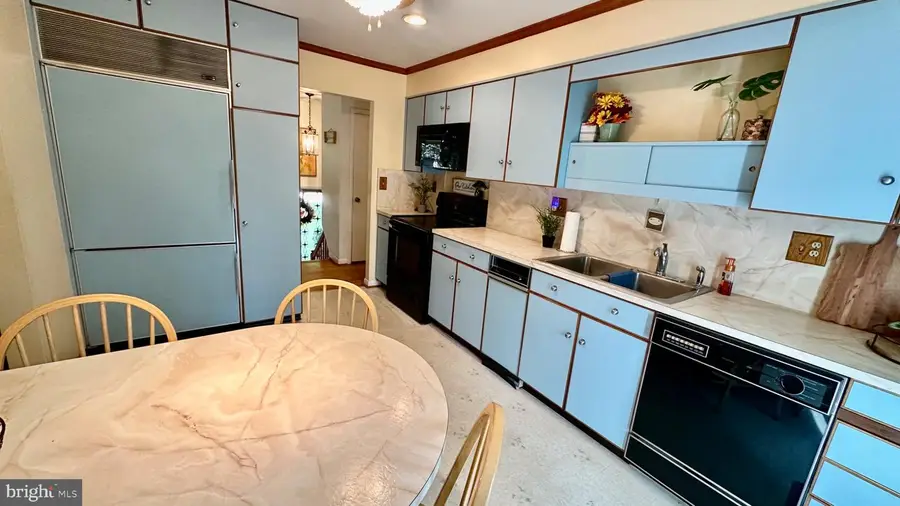 1508 Carriage Hill Dr, Westminster, MD 21157 - #2